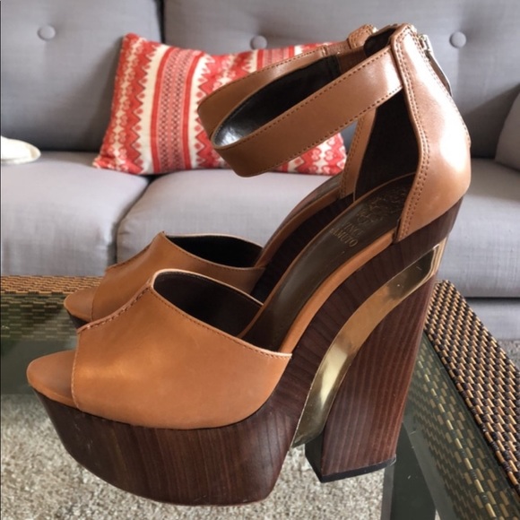 Vince Camuto Platform Sandal - Picture 1 of 4